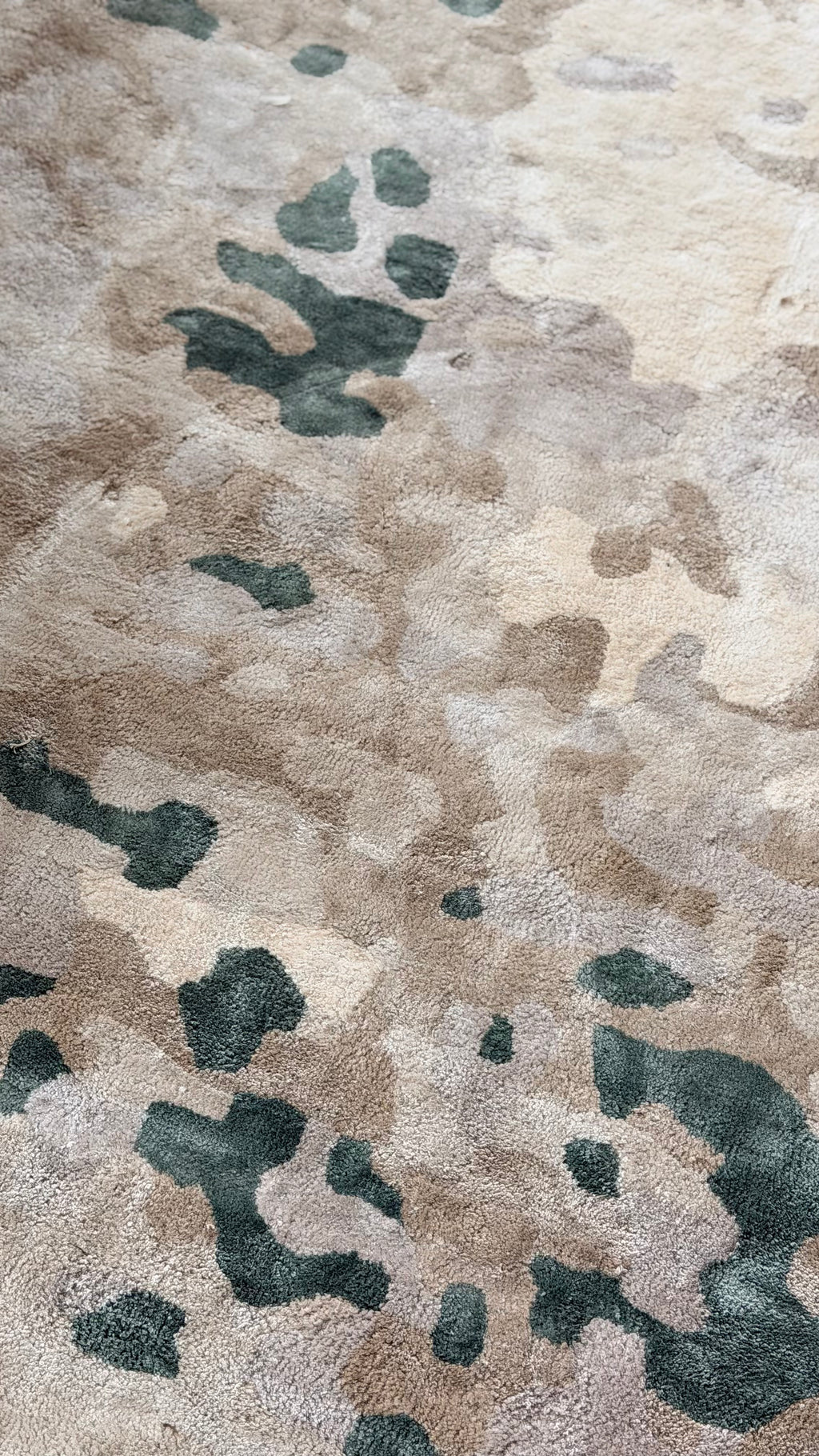 Abstract Green Beige Hand Tufted Rug 10x14