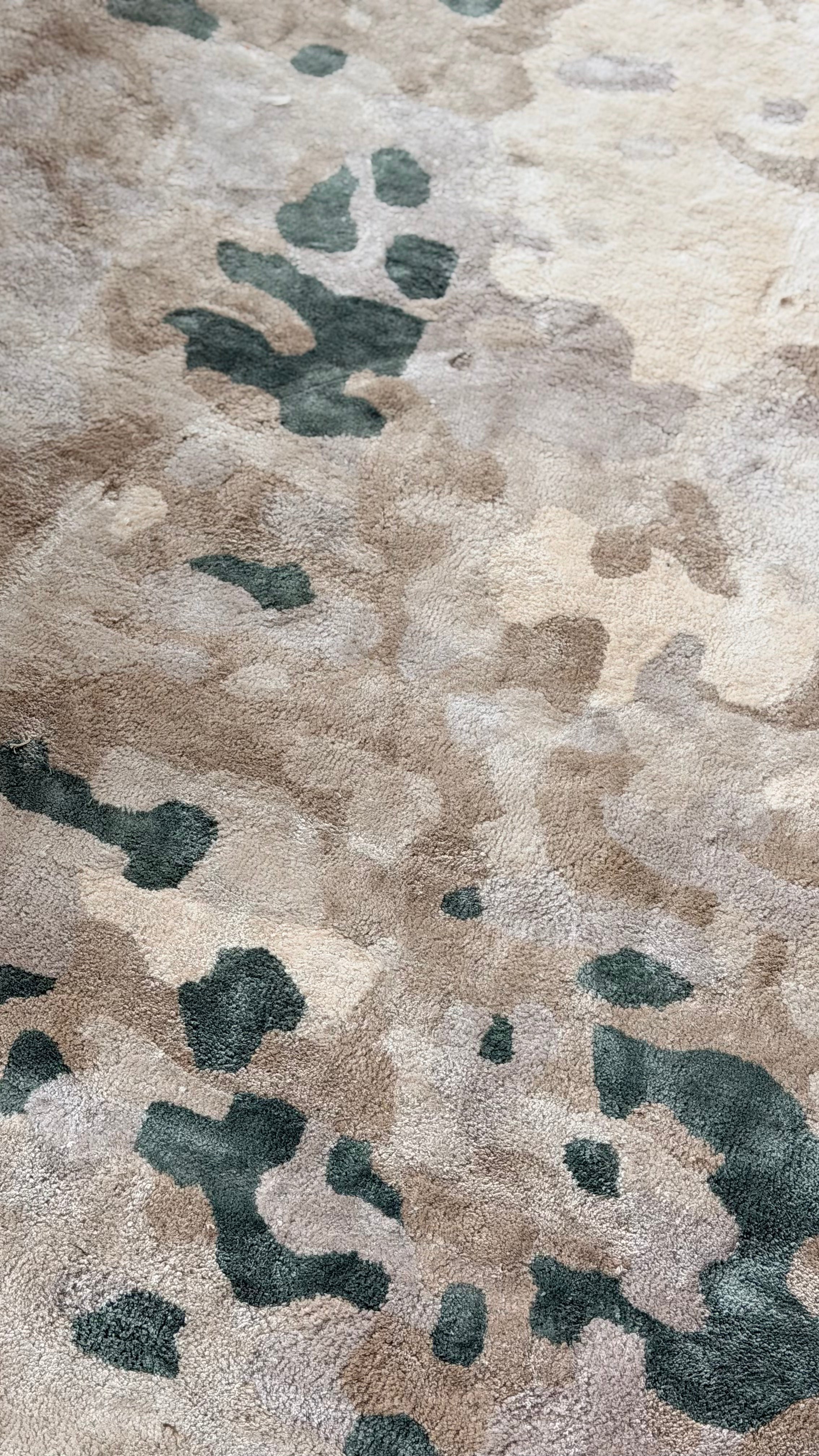 Abstract Green Beige Hand Tufted Rug 10x14