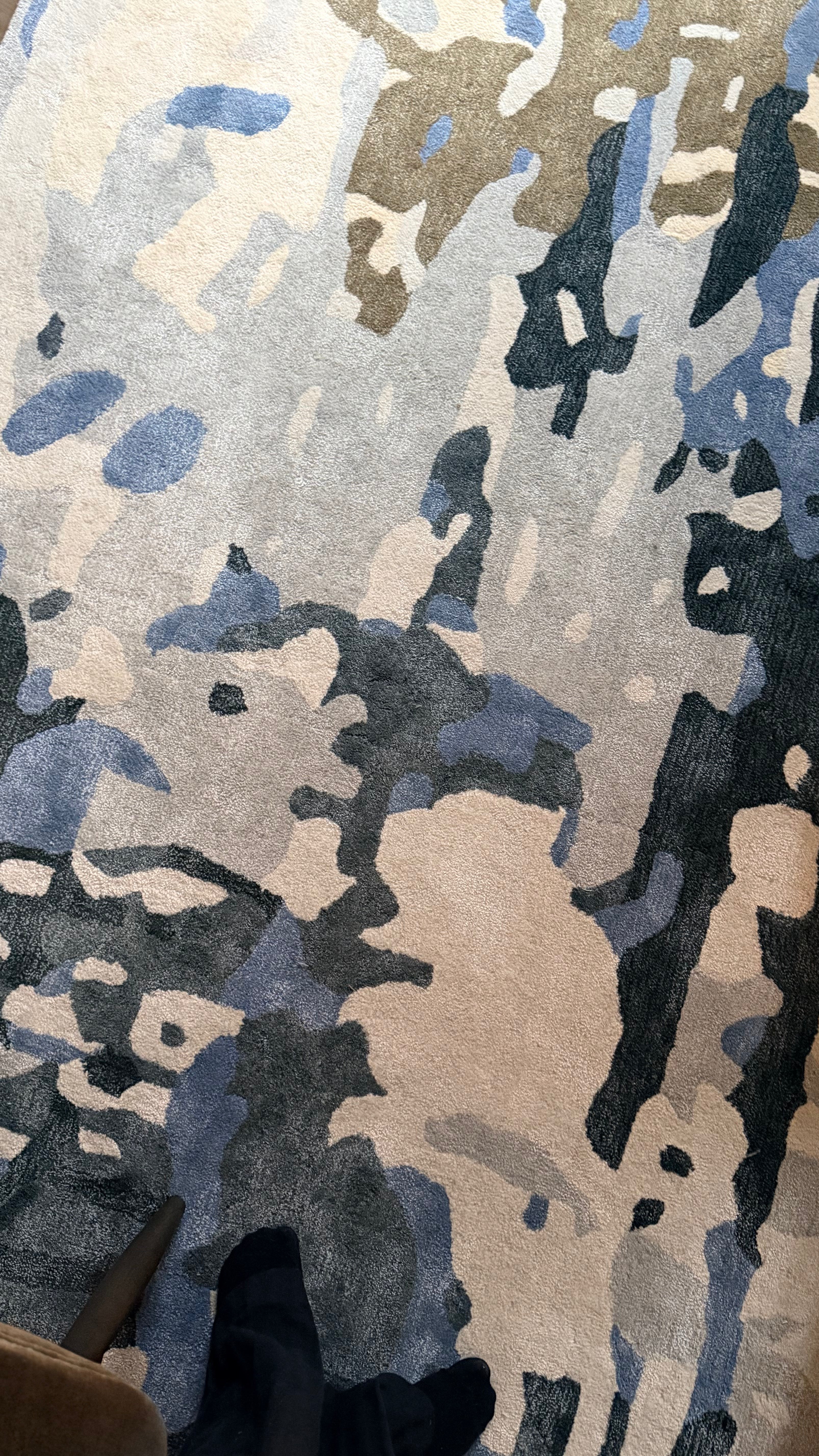 Abstract Hand Tufted Rug 10x14